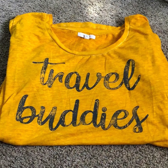 Gold t-shirt - Picture 1 of 2